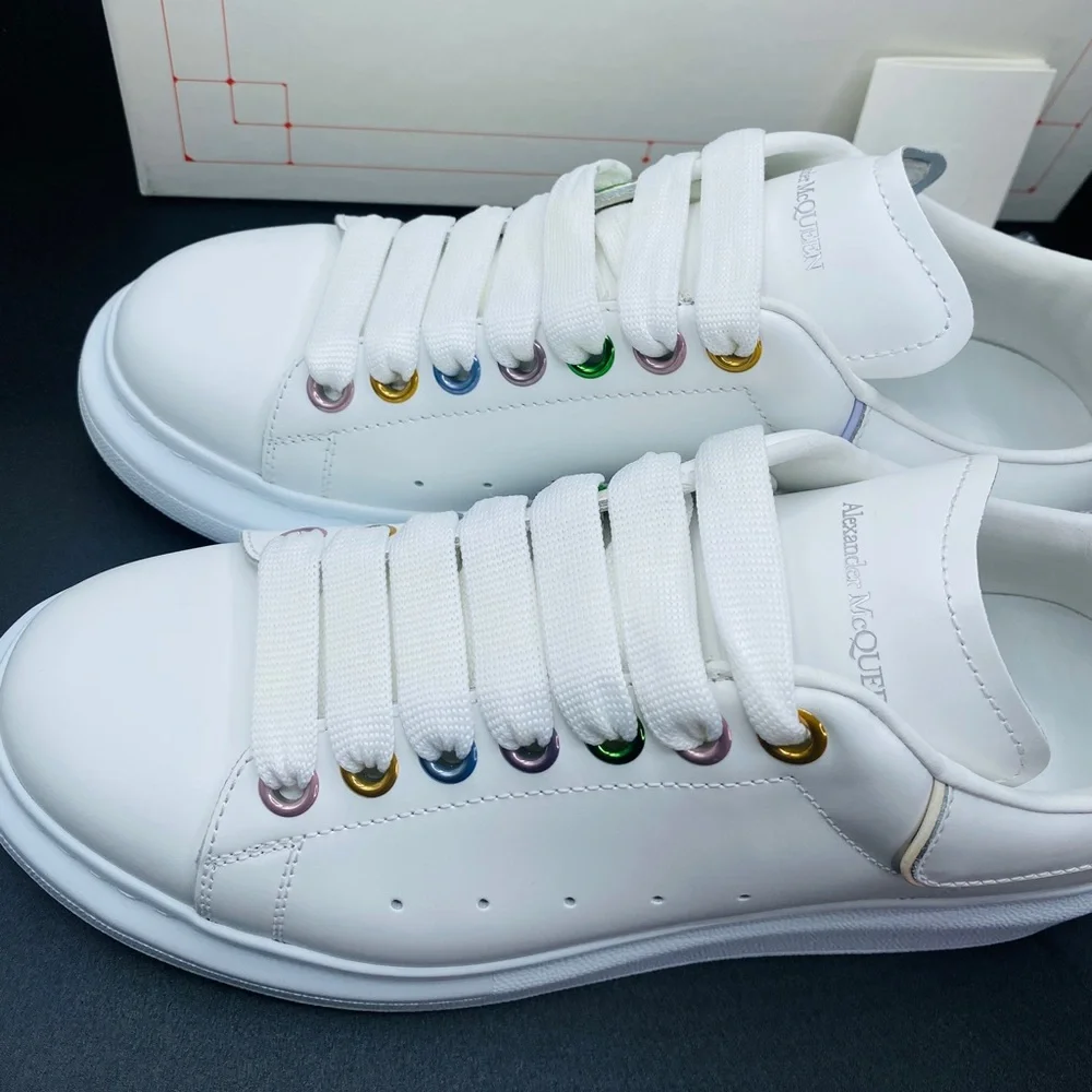 Alexander McQueen Women’s Oversized Leather Sneakers Size 9.5 NWB AUTHENTIC - Picture 6 of 10